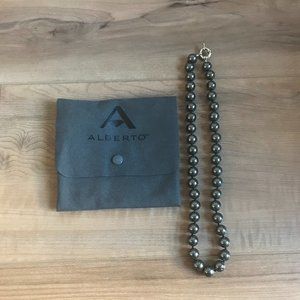 Alberto Collections Dark Pearls!! Brand New!!